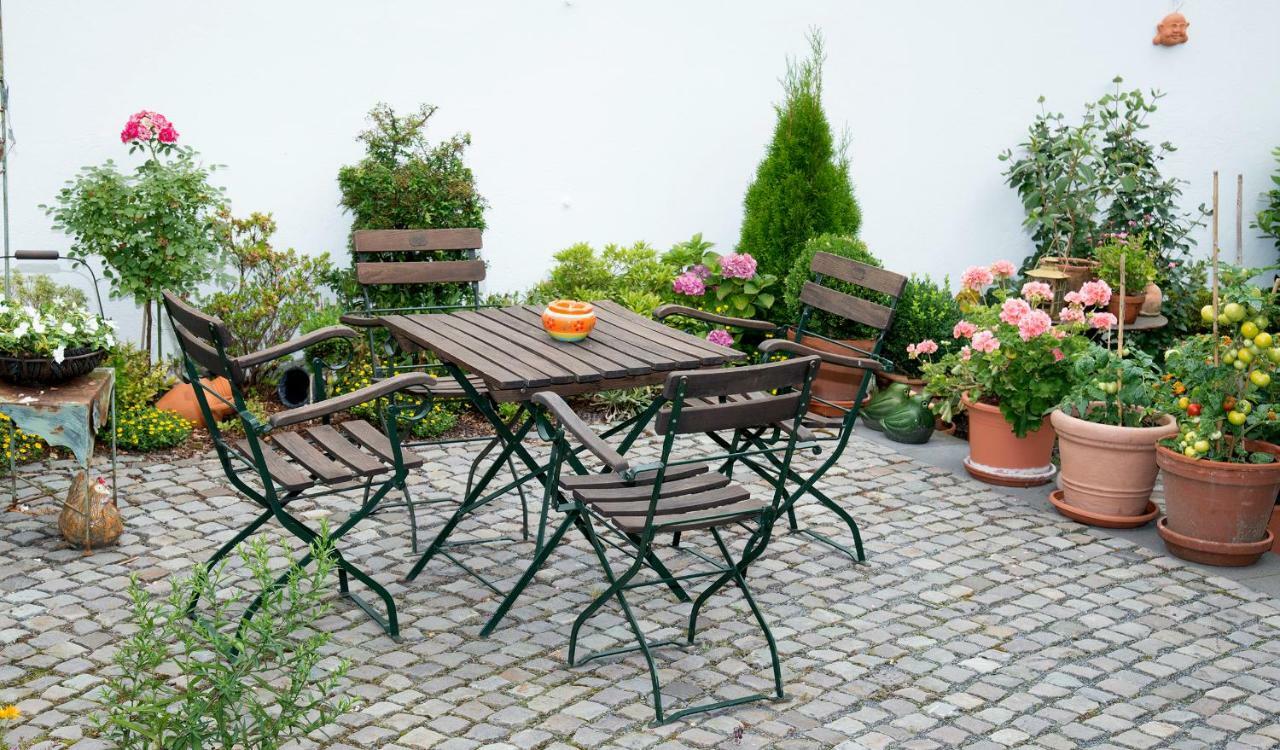 Loew Apartment
